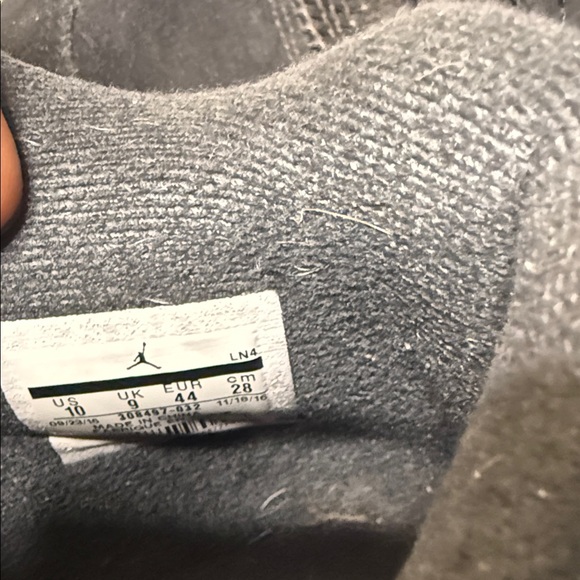 Jordan 4s Royalty Retro Sneakers in Black and Gold - Picture 11 of 11